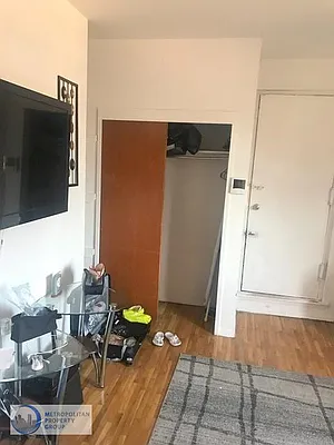 Rented by Metropolitan Property Group | media 20