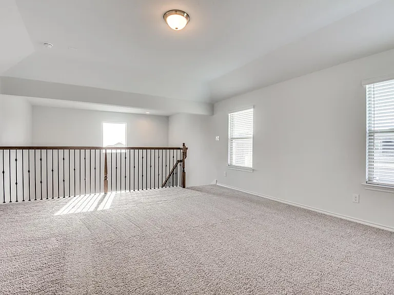 1700 Wayne Ln — Photo 12