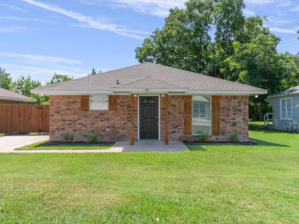 821 Gibbard Ave, Wills Point, TX 75169