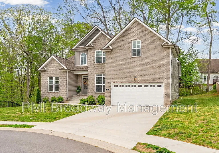 181 Sherlock Dr — Photo 1