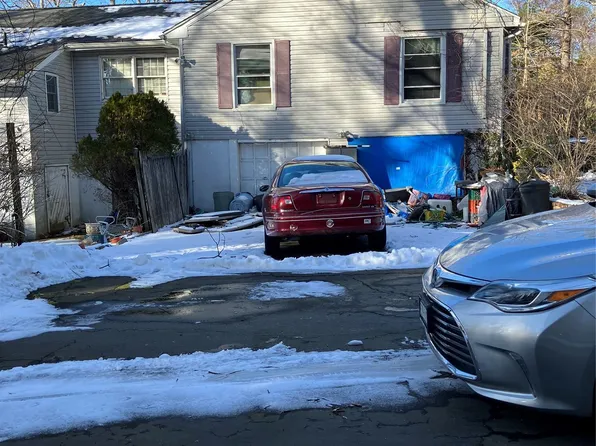 1 South Run, Cold Spring Harbor, NY 11724