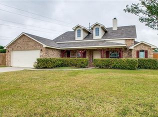 124 Faircrest Dr, Aubrey, TX 76227