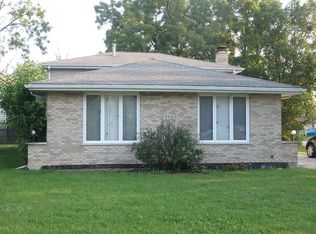 3572 W Dickens Ave, Chicago, IL 60647