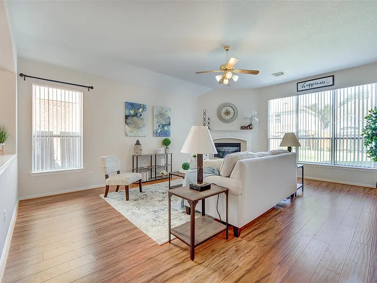 22514 Jutewood Ln — Photo 15