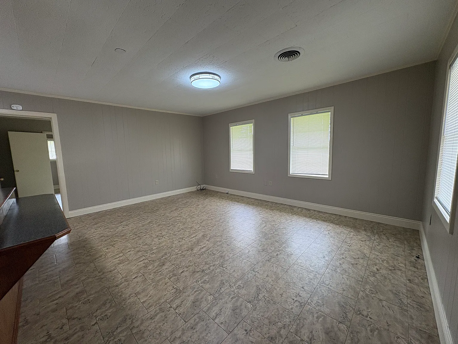 6790 Alma St — Photo 2