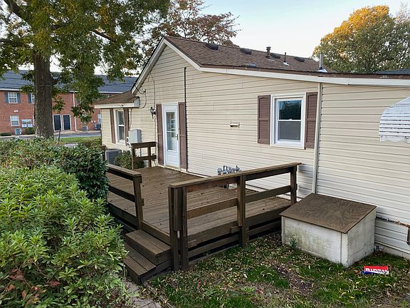 Large side deck and also large fenced back yard.