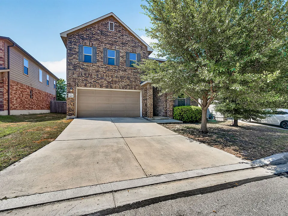 1407 Blue Jay Ct