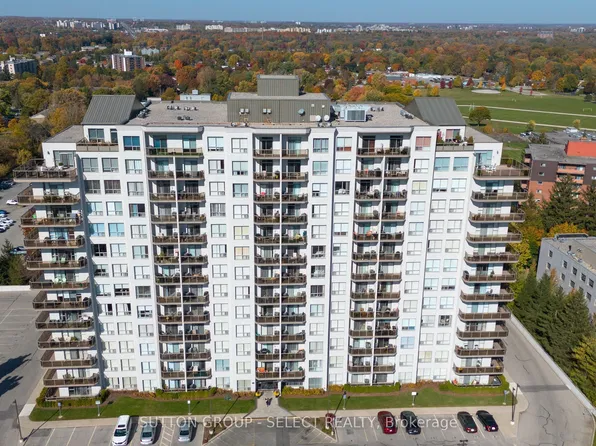 353 Commissioners Rd W #711, London, ON N6J 0A3