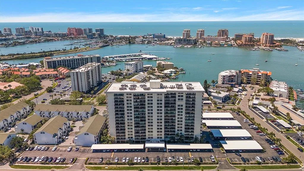 2 bed, 2.0 bath, 1240 sqft, $2,700 — Photo 1