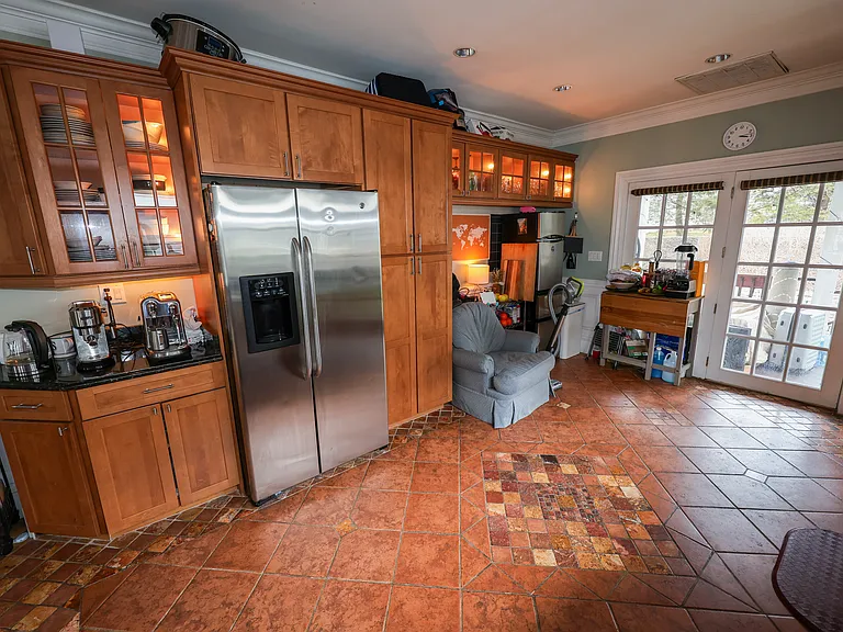 55 Hobart St #2 — Photo 9