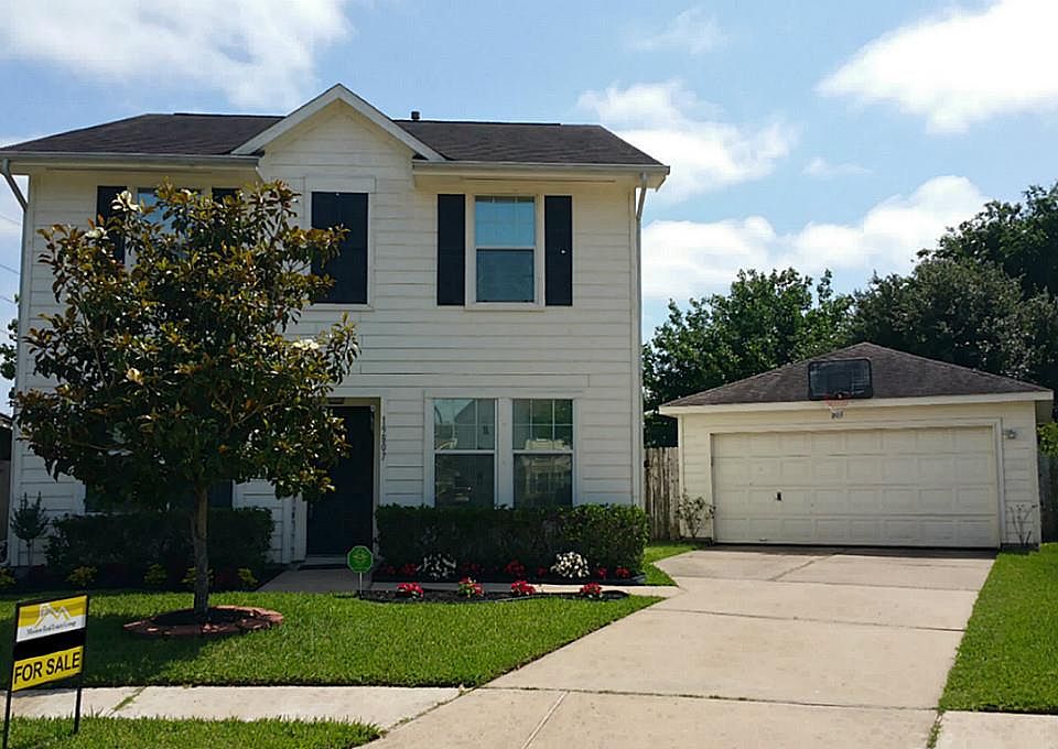1st image of 19807 Crested Hill Ln
