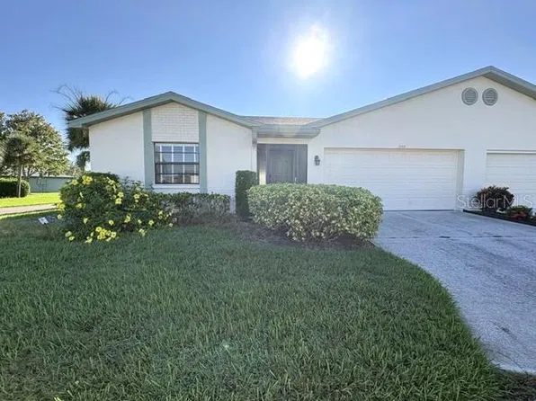 2102 Harringay St #449, Sun City Center, FL 33573