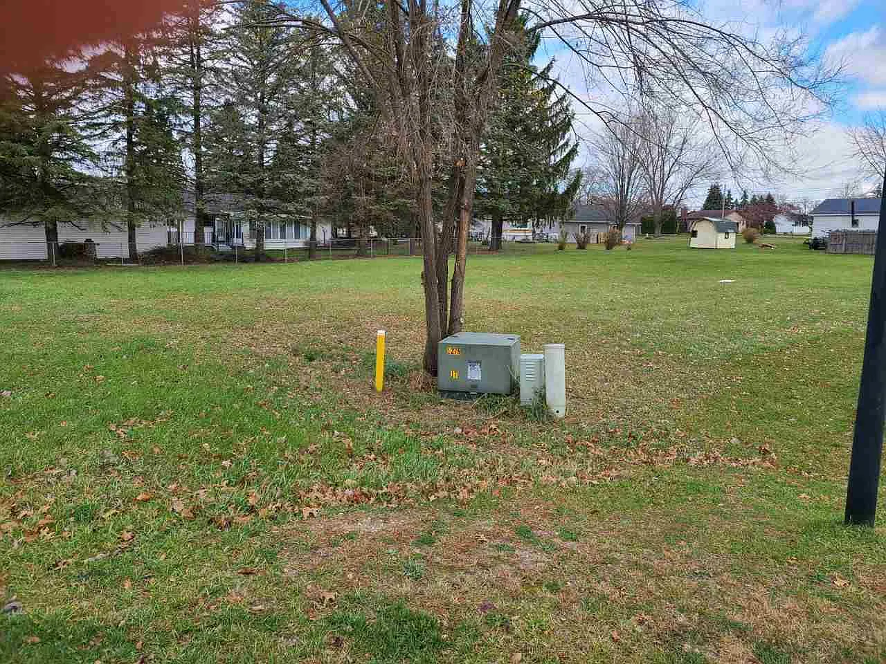 1137 Cooper Ct photo 1