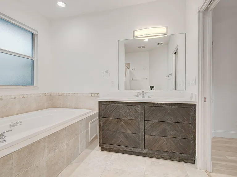 21 Oceanview Dr #C — Photo 17