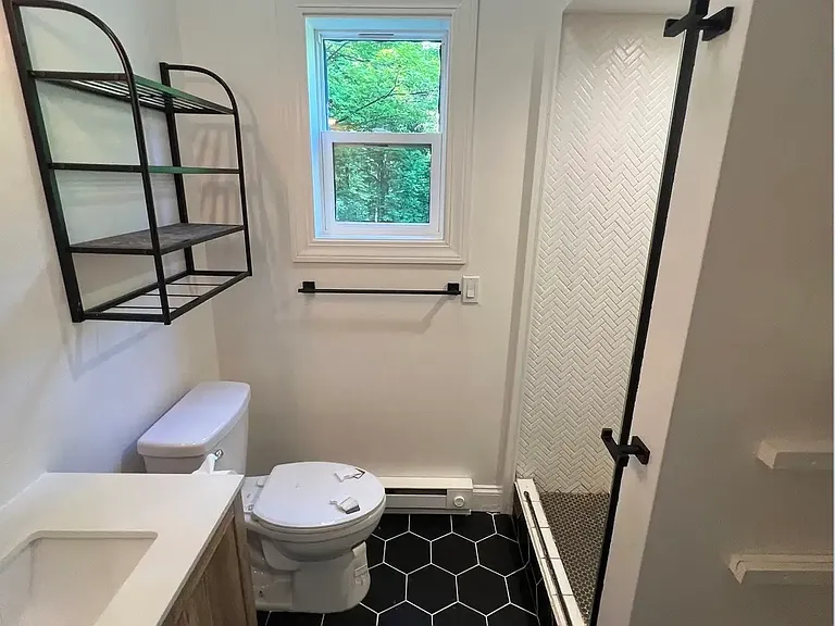 5700 Gulf Rd — Photo 11