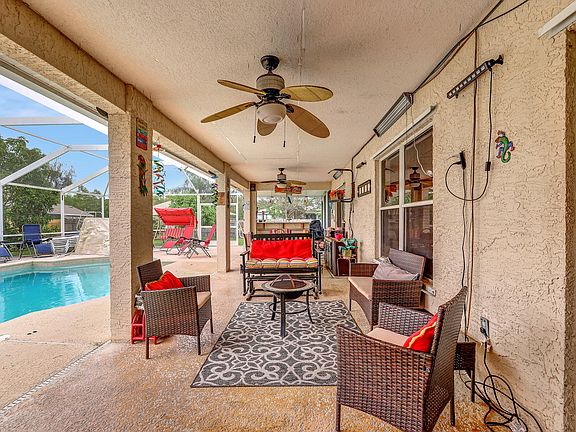 3rd image of 5842 NW Gabo Court