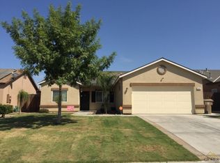 814 Gran Canaria Ln, Bakersfield, CA