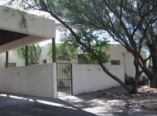 2009 S Abrego Dr, Green Valley, AZ 85614