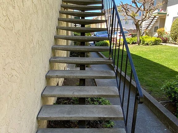 3rd image of 16298 Foothill Blvd #16294