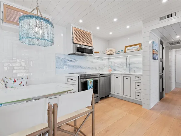 1215 Edington Pl #C-4x, Marco Island, FL 34145