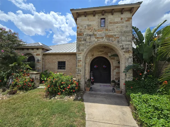 4207 Mesquite Ave, Lyford, TX 78569