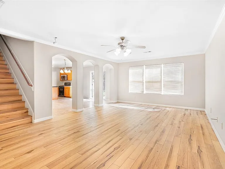 410 Laurel Sage Dr — Photo 11