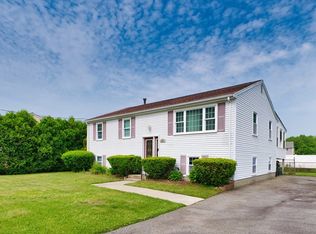 928 Elsbree St, Fall River, MA 02720