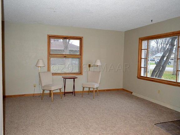 3rd image of 1322 5th Ave N