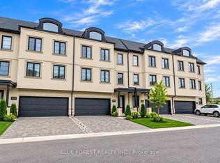 2525 Meadowlands Way #33, London, ON N6G 2N1