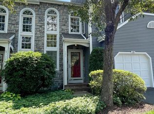 131 Summerhill Ct, New Hope, PA 18938