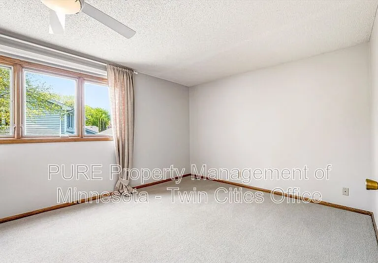 10247 Nottingham Trl — Photo 26