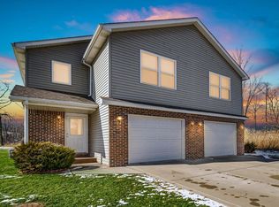 696 Dearborn Rd #B, Valparaiso, IN 46385