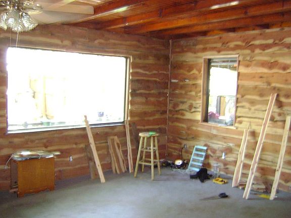 2nd image of 16093 Donna Ln