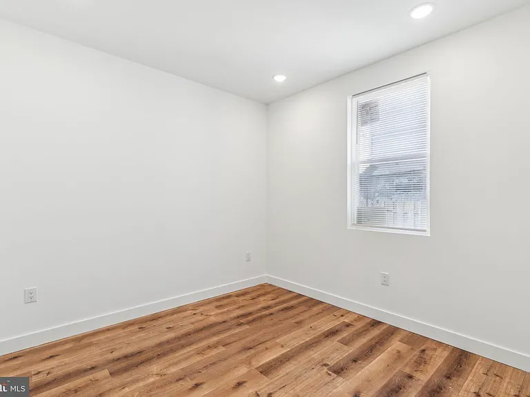 415 W York St #1 — Photo 9