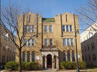 3825 N Oakland Ave, Shorewood, WI 53211