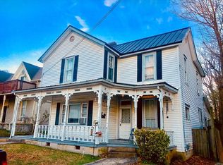 1018 S High St, Columbia, TN 38401