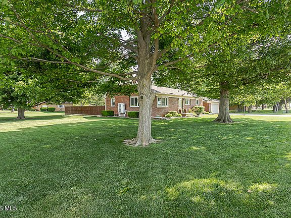 4th image of 3707 Curtice Rd