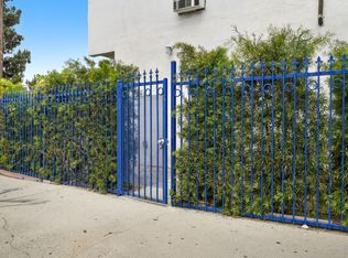 5905 Whitnall Hwy #8, North Hollywood, CA 91601