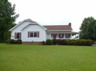 1218 E Doc Garris Rd, Lancaster, SC 29720