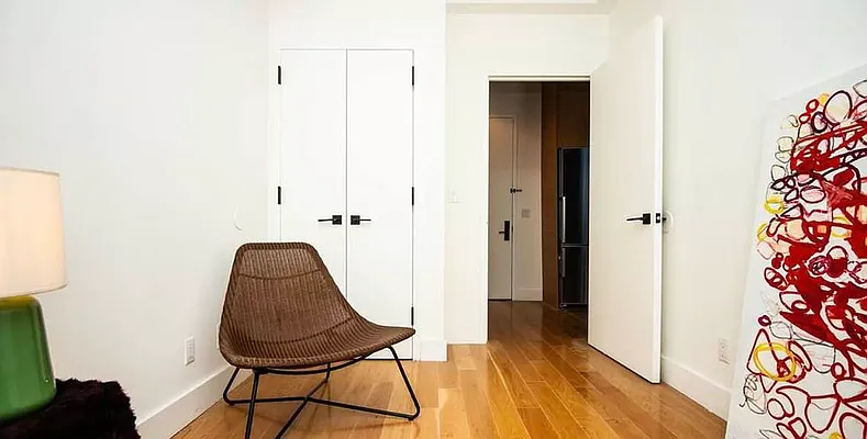 Rented by ERNY LLC | media 17