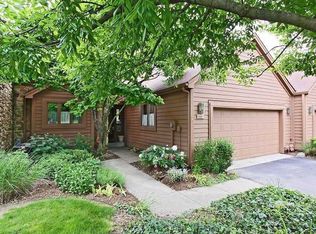 8359 Sand Point Way, Indianapolis, IN 46240