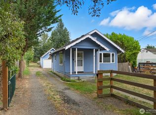 1154 95th St E, Tacoma, WA 98445