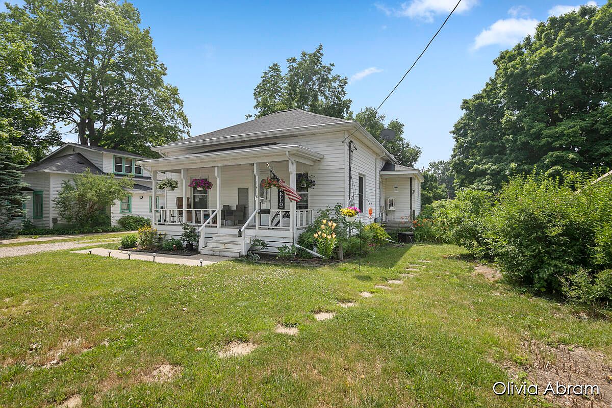 1418 Morton St, Lake Odessa, MI 48849 MLS 23024951 Zillow