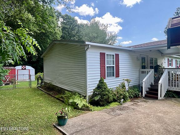 3rd image of 312 Finley Dr