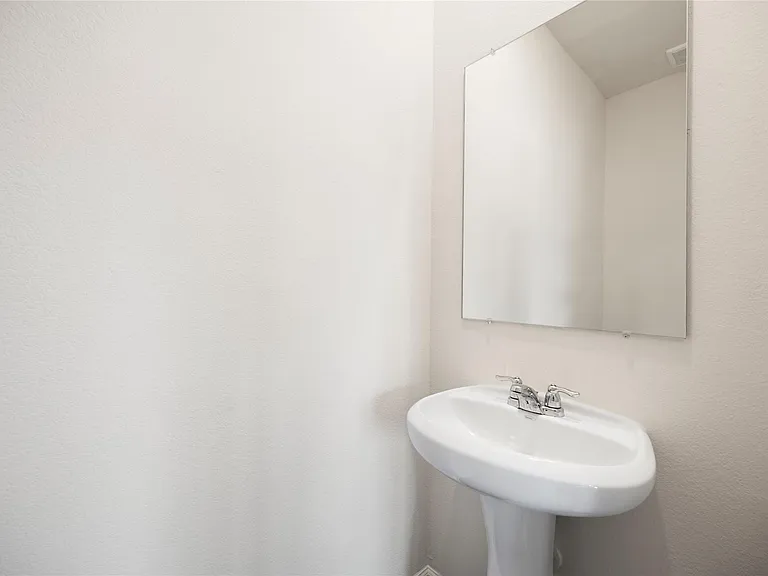 8807 Vacek Crossing Way — Photo 23