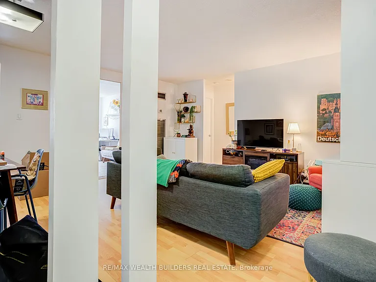 633 Bay St #803 — Photo 14