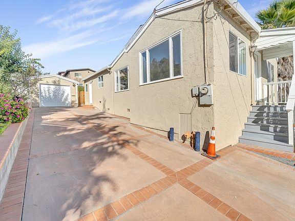 3rd image of 16002 Maubert Ave