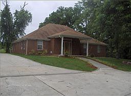 1st image of 582 Ewing Dr