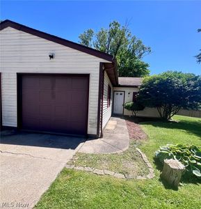 122 Royal Crest Dr Unit G, Seville, OH, 44273