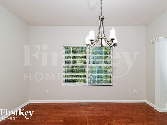 4th image of 5207 Winterale Ct